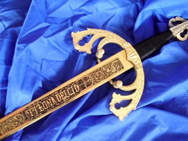 5 знаменитых мечей разных исторических эпох