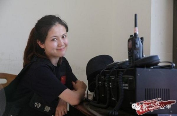 Няшная сотрудница монгольской полиции