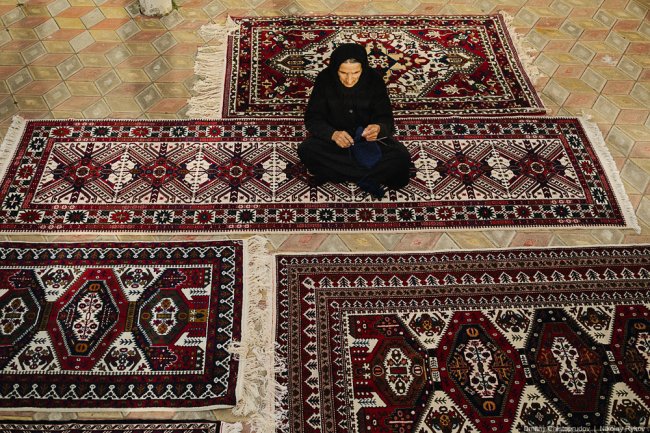 Как в Дагестане ткут ковры