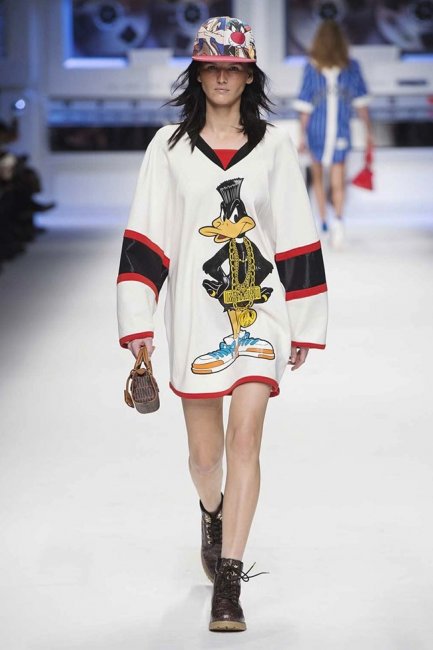 Неделя моды в Милане: Moschino осень-зима 2015