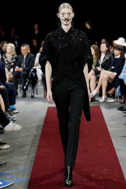 Неделя высокой моды в Париже: Givenchy осень 2015