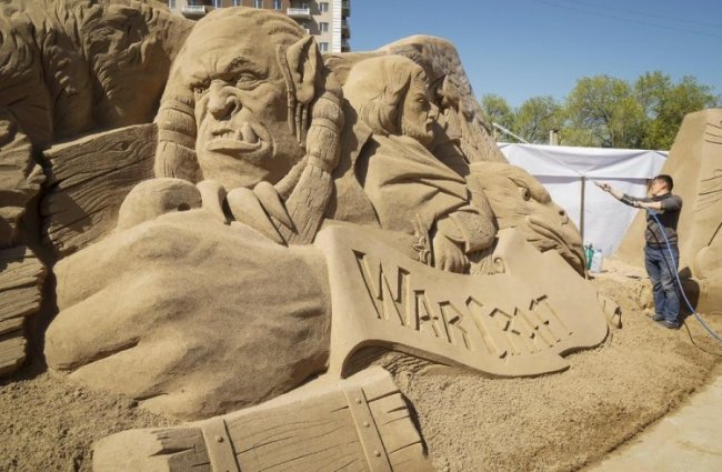 Фестиваль скульптур из песка в Казахстане