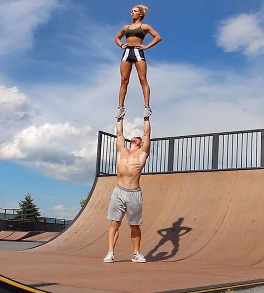 Отличная мотивация от американской фитнес-пары (15 фото)
