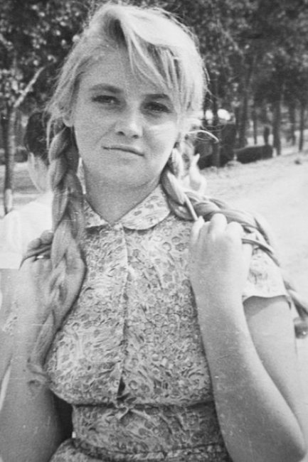 Пост памяти Натальи Кустинской: 20 фотографий красавицы советского кинематографа, которую называли «русской Брижит Бардо»