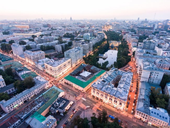 Фотограф полгода снимал Москву с коптера