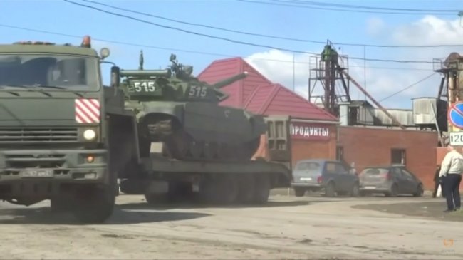 Т-72Б3 с дополнительной защитой на разгрузке в Ростовской области