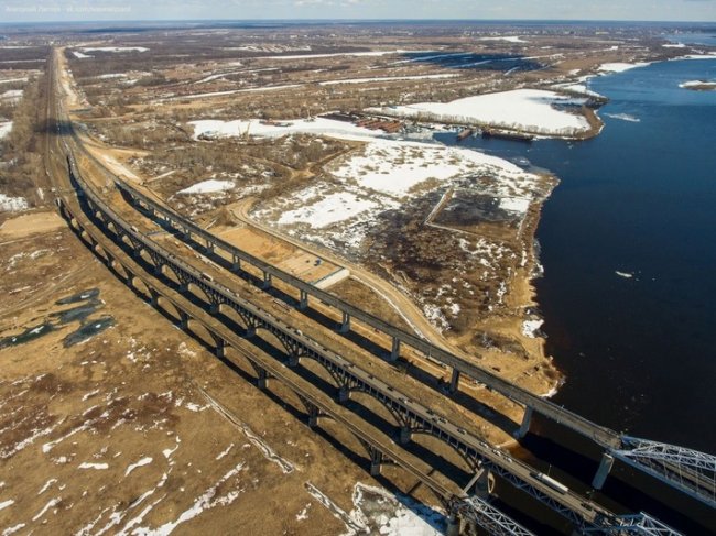 Строительство моста через Волгу в Нижнем Новгороде
