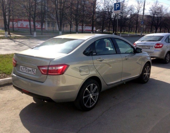 На дорогах Тольятти заметили Lada Vesta в самой дорогой комплектации