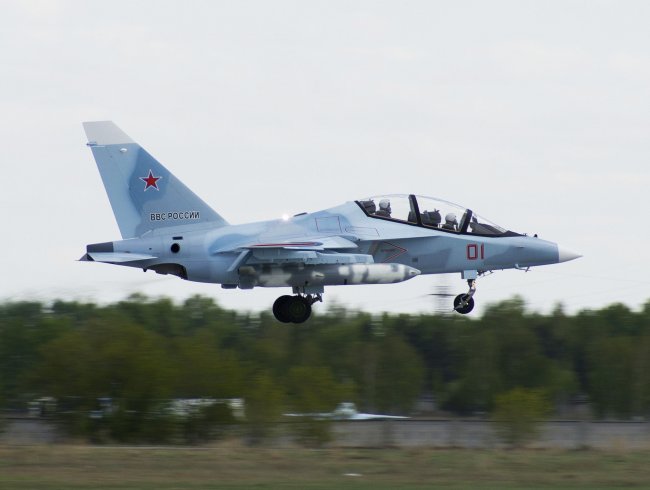 Очередная новая пара Як-130 ВВС России