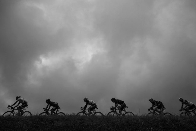 Драматические фотографии Тур де Франс 2017