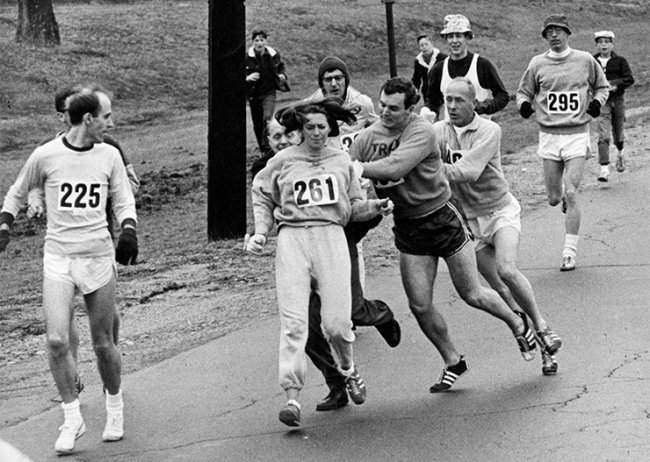 Первые женщины, пробежавшие марафон и изменившие спорт