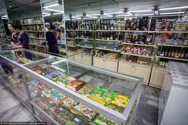 Продукты и товары в магазинах КНДР