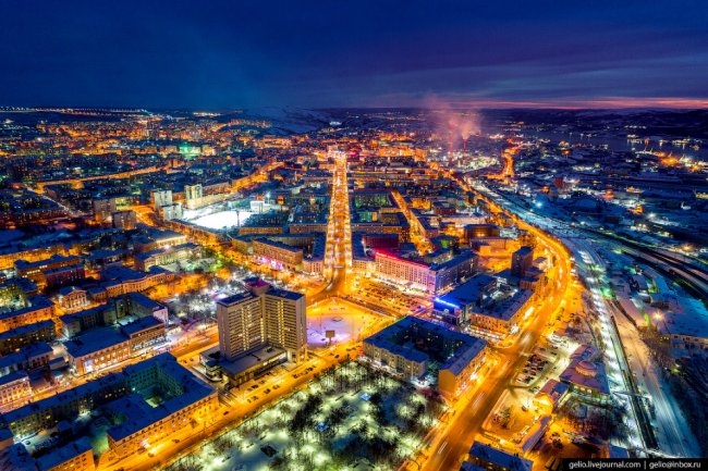 Мурманск с высоты: столица Заполярья и город моряков