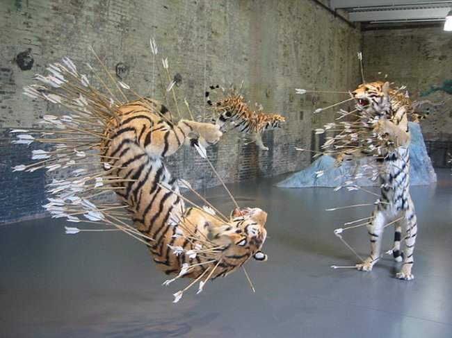 Современный художник Cai Guo-Qiang