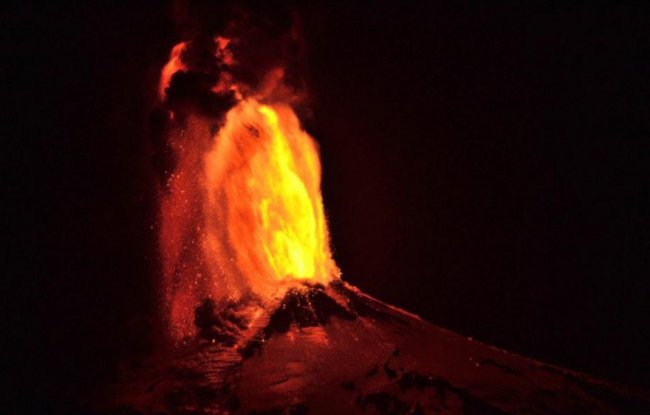 Вулкан Вильяррика в Чили