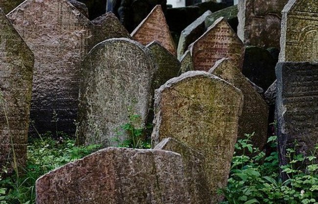 Неизвестные достопримечательности: одно из самых старых кладбищ в Европе