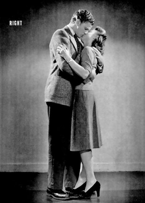Пособие по правильным поцелуям образца 1942 года (4 фото)