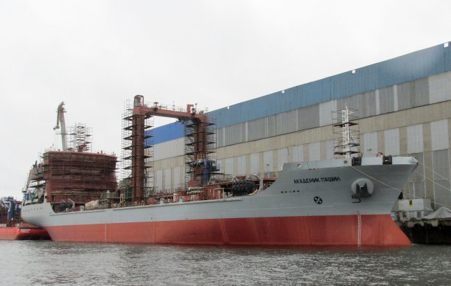 Строительство среднего морского танкера "Академик Пашин"