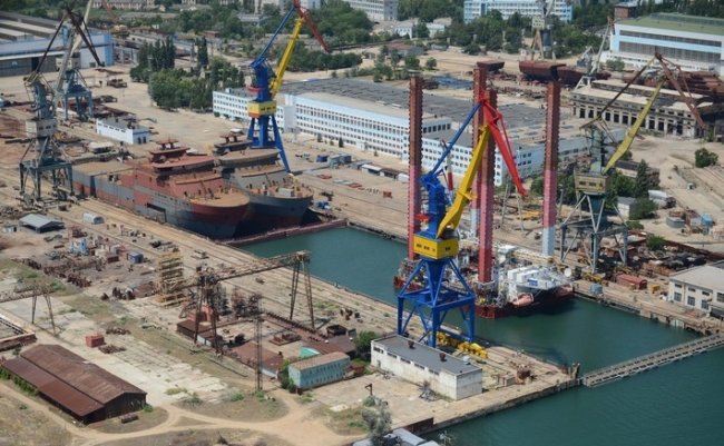 Строительство кабельных судов Волга и Вятка проекта 15130 на ССЗ Залив в Крыму