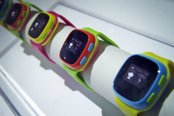 В Германии детям запрещено использовать смарт-часы 
