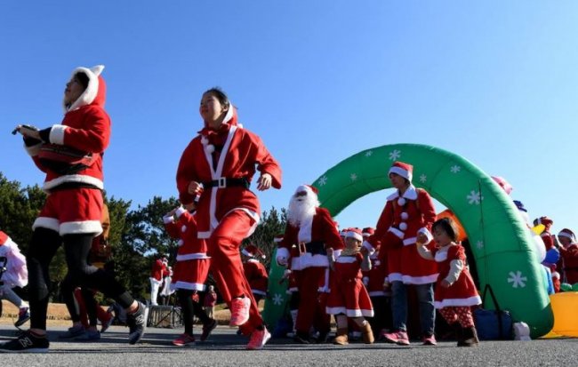 Праздничный «Tokio Santa Run»