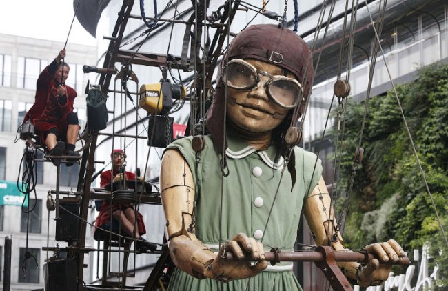 Театр Royal de Luxe и их механические марионетки