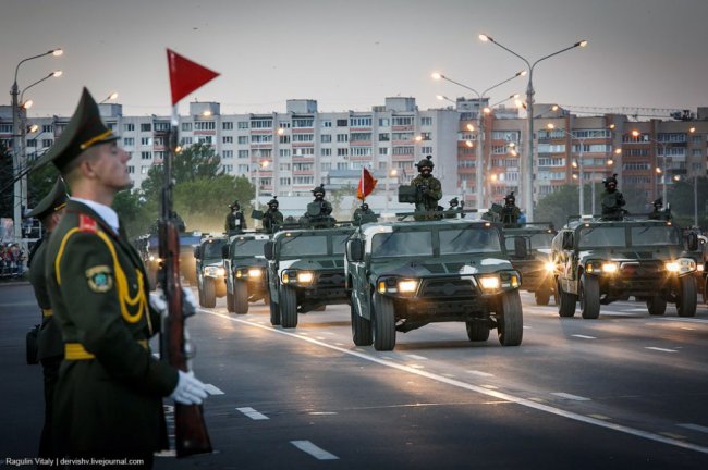 Военный парад в Минске